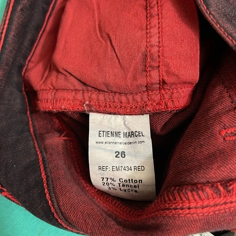 Etienne Marcel "Roos" jeans with star graphic print. Mid-rise; button-zip fly. - Picture 11 of 11